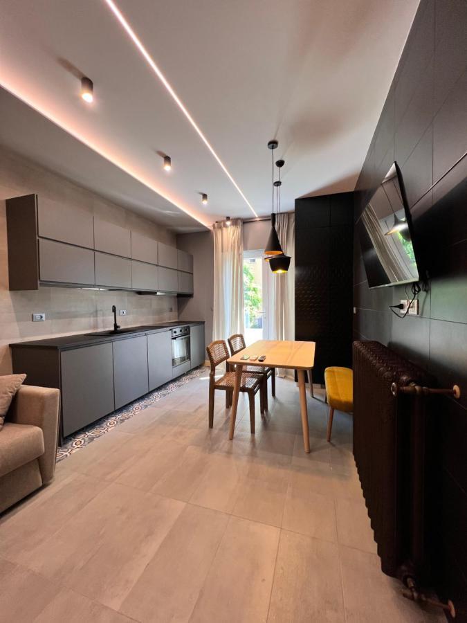 Appartamento Di Design A 30 Metri Dal Mare Альба-Адриатика Экстерьер фото